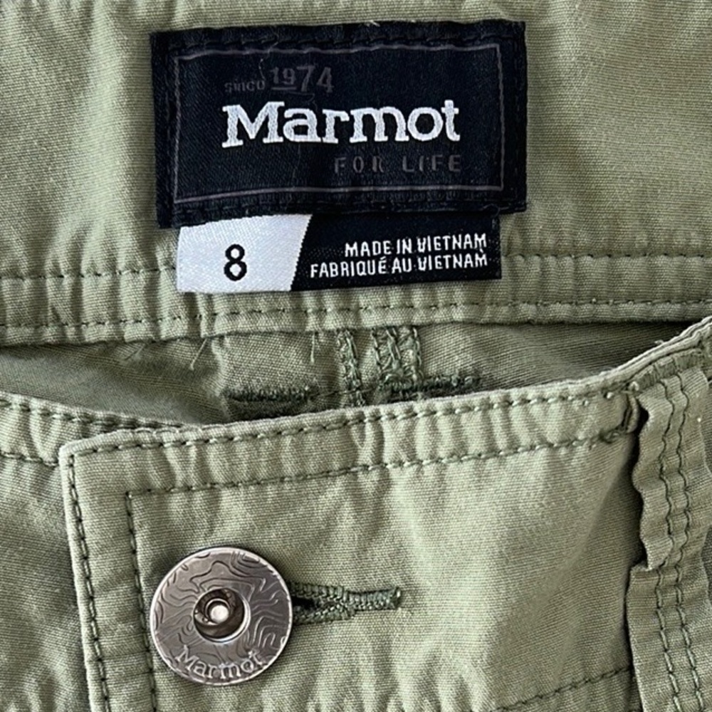 Marmot Women’s Green Hiking Pants Two Pockets Front Roll Up Hiking Belt Size 8